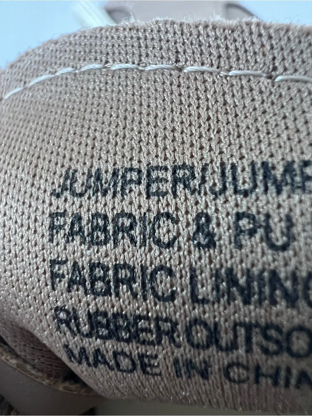 Madden Girl Jumper Taupe & White Women's Retro Casual Trainer Sneakers SZ 8.5